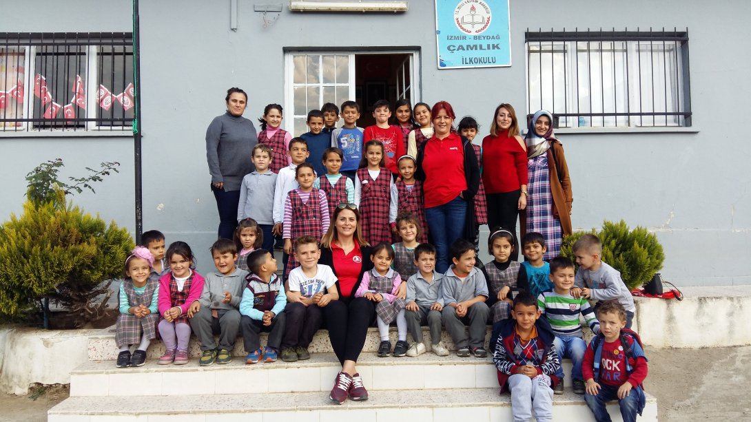 THY İzmir  Satış Müdürlüğünden Birleştirilmiş Sınıflı Mahalle Okullarımıza Destek