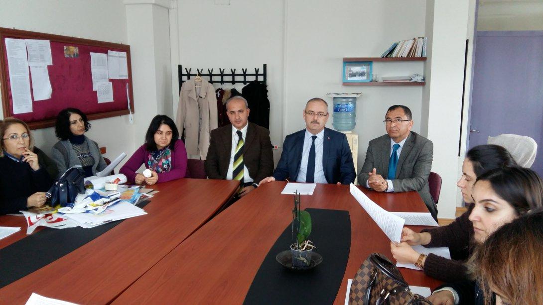 Beydağ Atatürk Ortaokulu ve Atatürk İlkokulu´nda MEB 2023 Eğitim Vizyonu Değerlendirme Toplantısı