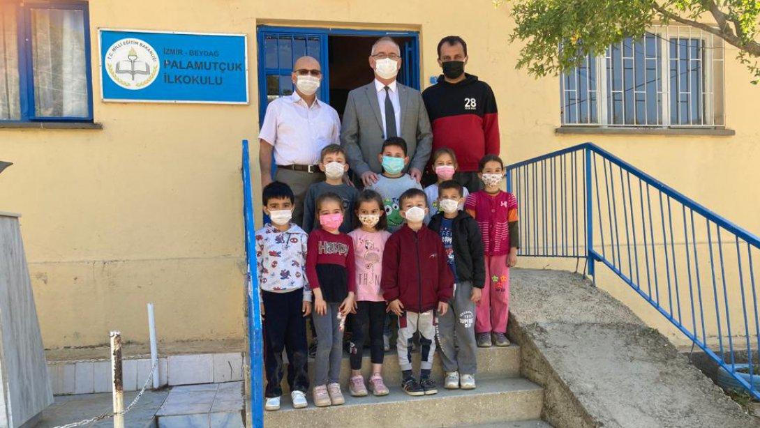 İlçe Milli Eğitim Müdürü Sunullah Desticioğlu' nun Palamutçuk İlkokulu Ziyareti