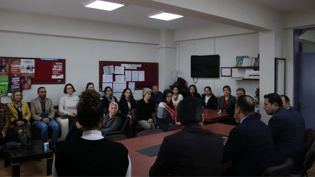Kaymakamımız Sayın İrem Baha YAĞAN Atatürk İlkokulu ve Beydağ Atatürk Ortaokulunu ziyaret etti.