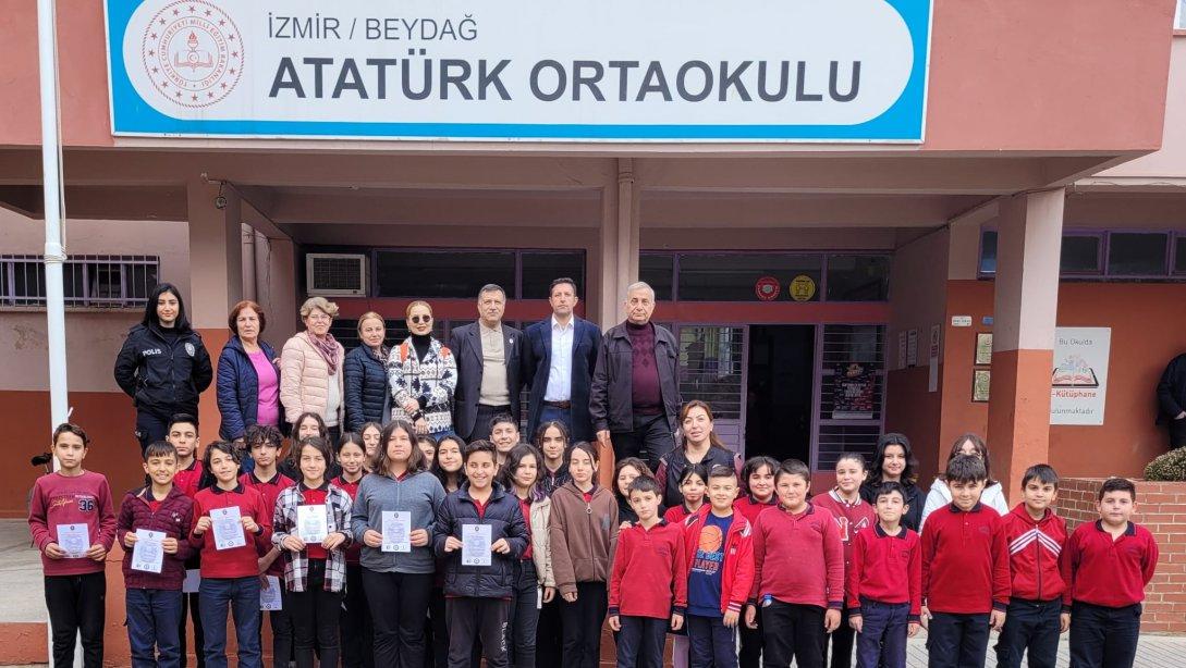 Beydağ Atatürk Ortaokulu'na Anlamlı Ziyaret